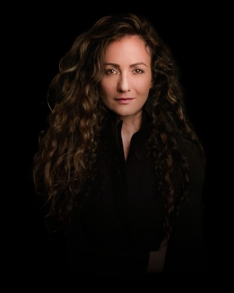 Anahita Moghaddam, AI keynote speaker — Prophets of AI